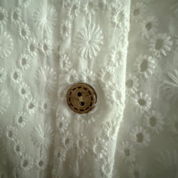 Anne Klein white eyelet dress size 10. - Picture 3 of 3